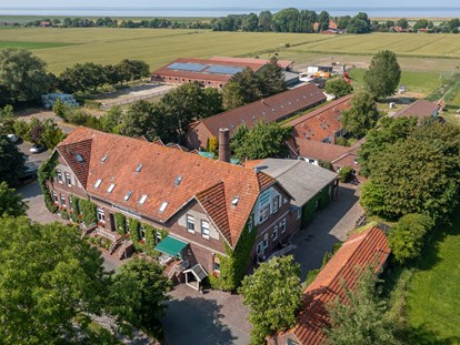 Familienhotel - Niedersachsen - Der Frieslandstern von oben - Frieslandstern - Ferienhof und Hotel