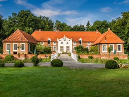 Familienhotel - Wellnessbereich - Herrenhaus - Gut Landegge Familotel Emsland