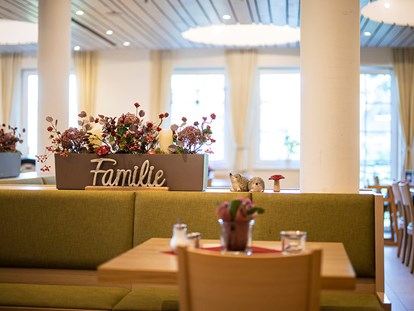 Familienhotel - Wellnessbereich - Die Familie steht für uns immer an erster Stelle - Familienhotel Ebbinghof