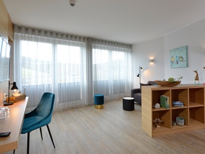 Familienhotel - Wellnessbereich - geräumige, helle & moderne Familienappartements - Familienhotel Ebbinghof
