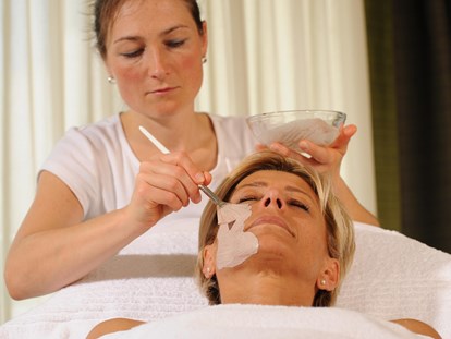 Familienhotel - WLAN - Kosmetik & Massagen in der BeautyWelt - Hotel Sonnenhügel Familotel Rhön