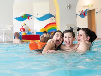Familienhotel - Wellnessbereich - Schwimmbad - Lebensfreude - Familotel Mein Krug