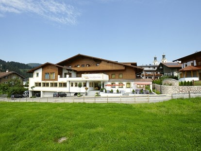 Familienhotel - Kirchdorf in Tirol - www.familienhotel-hopfgarten.at - Das Hopfgarten Familotel Tirol