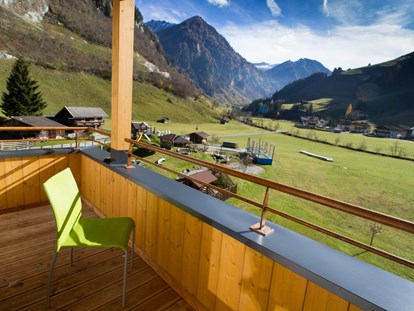 Familienhotel - Salzburg - Ein wundervoller Blick auf die Berge des Nationalparks - Familienhotel Oberkarteis