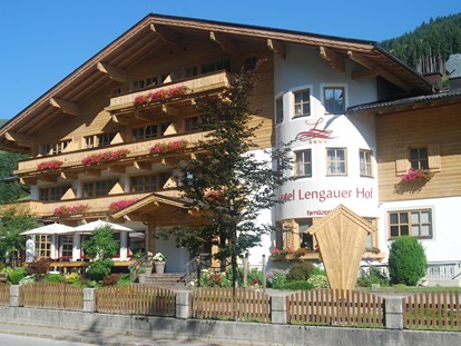 Familienhotel - Salzburg - Der Lengauerhof mit neuer Fassade - Lengauer Hof