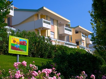 Familienhotel - Umgebungsschwerpunkt: Strand - Italien - Aparthotel & Villaggio Planetarium Resort 