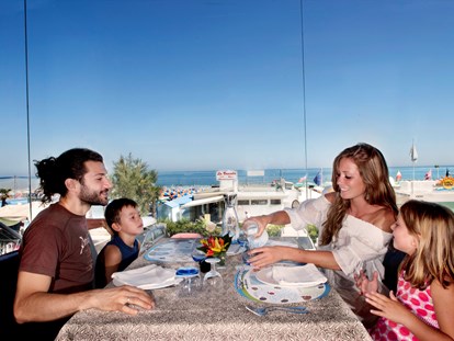Familienhotel - Umgebungsschwerpunkt: Strand - Italien - Restaurant - Hotel Adlon
