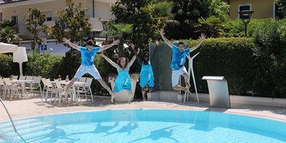Familienhotel - Umgebungsschwerpunkt: Strand - Italien - BE FRIENDS - Club
Spiel-Spaß im Kinderhotel in Riccione mit dem BeFriends- Staff
Das Hotel Belvedere war schon immer einen Schritt voraus wenn es um Familienurlaub ging. - Hotel Belvedere