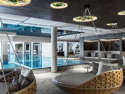 Familienhotel - Pools: Außenpool beheizt - Alpenrose - Familux Resort 