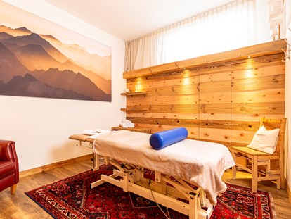 Familienhotel - Tirol - Massageraum - Kinder- & Gletscherhotel Hintertuxerhof