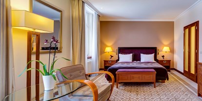 Familienhotel - Klassifizierung: 5 Sterne S - Grand Deluxe Zimmer im Kempinski St. Moritz - Grand Hotel des Bains Kempinski St. Moritz