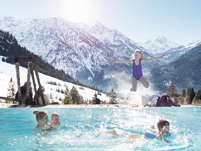Familienhotel - Pools: Außenpool beheizt - Oberjoch - Familux Resort 