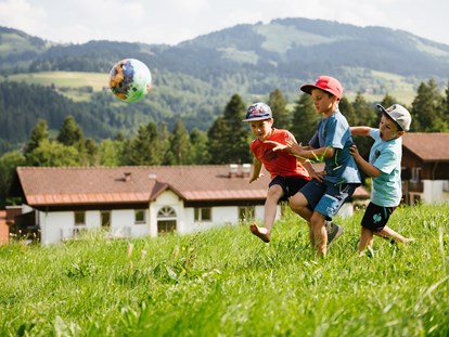 Familienhotel - Wellnessbereich - Spielen - MONDI Resort Oberstaufen
