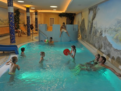 Familienhotel - Trebesing - Kinderschwimmbad - Familotel Zauchenseehof