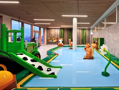 Familienhotel - Wellnessbereich - The Grand Green - Familux Resort
