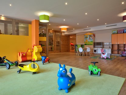 Familienhotel - Umgebungsschwerpunkt: Strand - Kidsclub - Galtenberg Family & Wellness Resort
