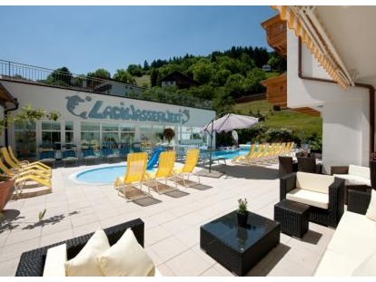 Familienhotel - Kinderhotels Europa - einfach genießen auf der Sonnenterasse  - Kinderhotel Laderhof