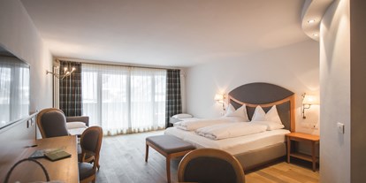 Familienhotel - Obertilliach - DZ Superior - Dolomit Family Resort Alpenhof
