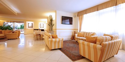 Familienhotel - Umgebungsschwerpunkt: Strand - Italien - Tv Raum Hotel Villa Ida - Hotel Villa Ida