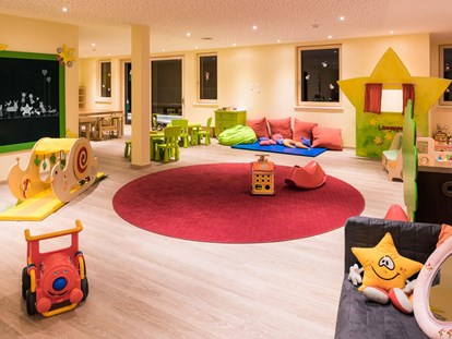Familienhotel - Kinderhotels Europa - STAR.Club - Kinderbetreuung für alle Kinder ab dem 6. Lebenstag - Baby- & Kinderhotel Laurentius