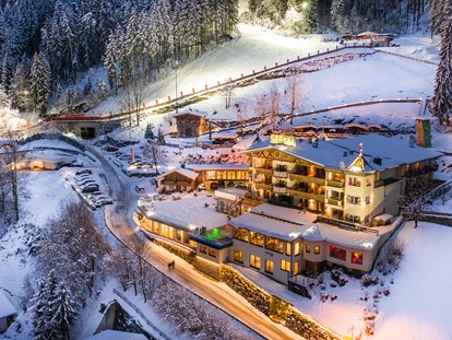 Familienhotel - Umgebungsschwerpunkt: Fluss - Ski in Ski out: urlauben Sie direkt an der Skipiste - Alpin Family Resort Seetal