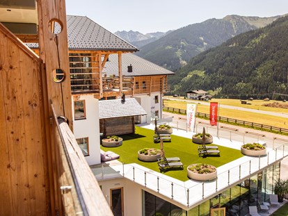 Familienhotel - Award-Gewinner - Aussicht - Almfamilyhotel Scherer****s - Familotel Osttirol