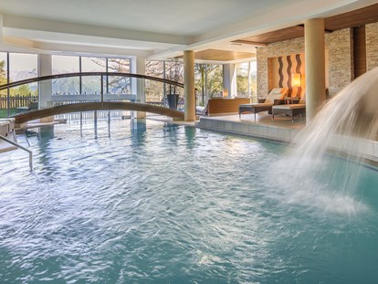 Familienhotel - Meran und Umgebung - indoor Pool - Wohlfühlhotel Falzeben