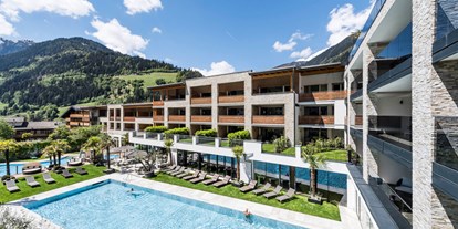 Familienhotel - Meran und Umgebung - 25m Schwimmerbecken - Stroblhof Active Family Spa Resort