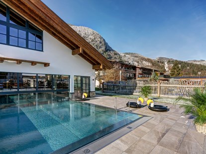 Familienhotel - Kirchdorf in Tirol - Thermal-Wasserwelt: Außenpool - Familien und Vitalhotel Mühlpointhof ***S
