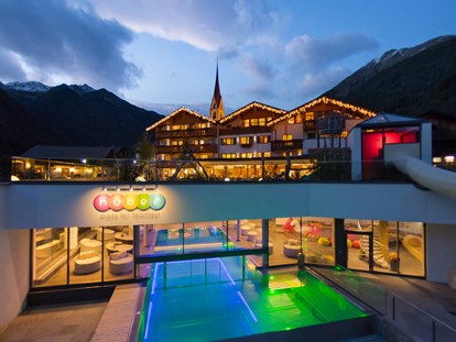 Familienhotel - Trentino-Südtirol - Outdoor Spielplatz - Familienhotel Huber