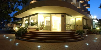 Familienhotel - Forli-Cesena - Eingangsbereich vom Hotel - Hotel Sport & Residenza