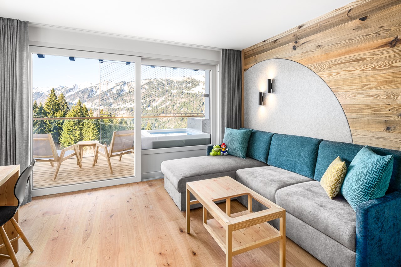 Familotel Allgäuer Berghof Zimmerkategorien Familien-Suiten | 4-Raum mit Balkon und Parkett