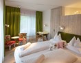 Kinderhotel: Doppelzimmer Aigenberg mit Babyausstattung - Hotel Felsenhof